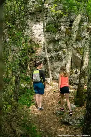 camping familial en Ardèche Les Cruses 3 étoiles Ribes la nature en famille