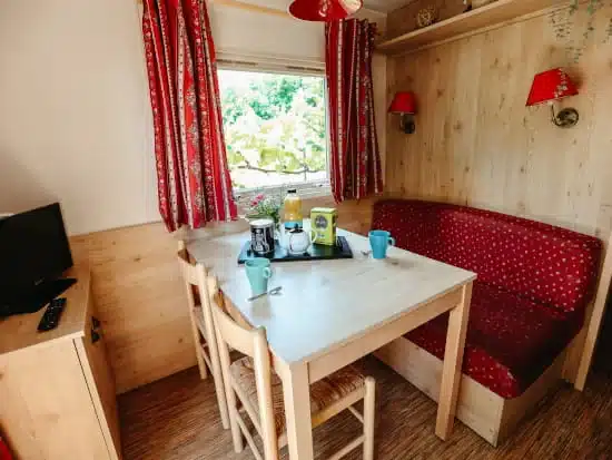 salon de la roulotte du camping les Cruses